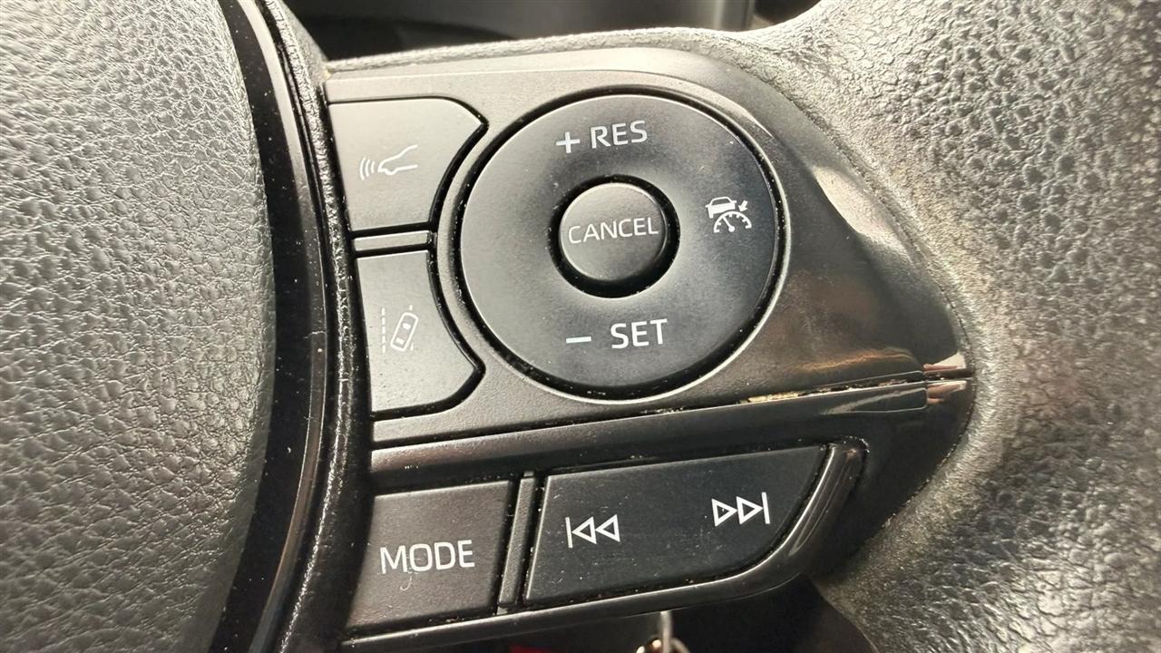 Toyota RAV4 LE 2022