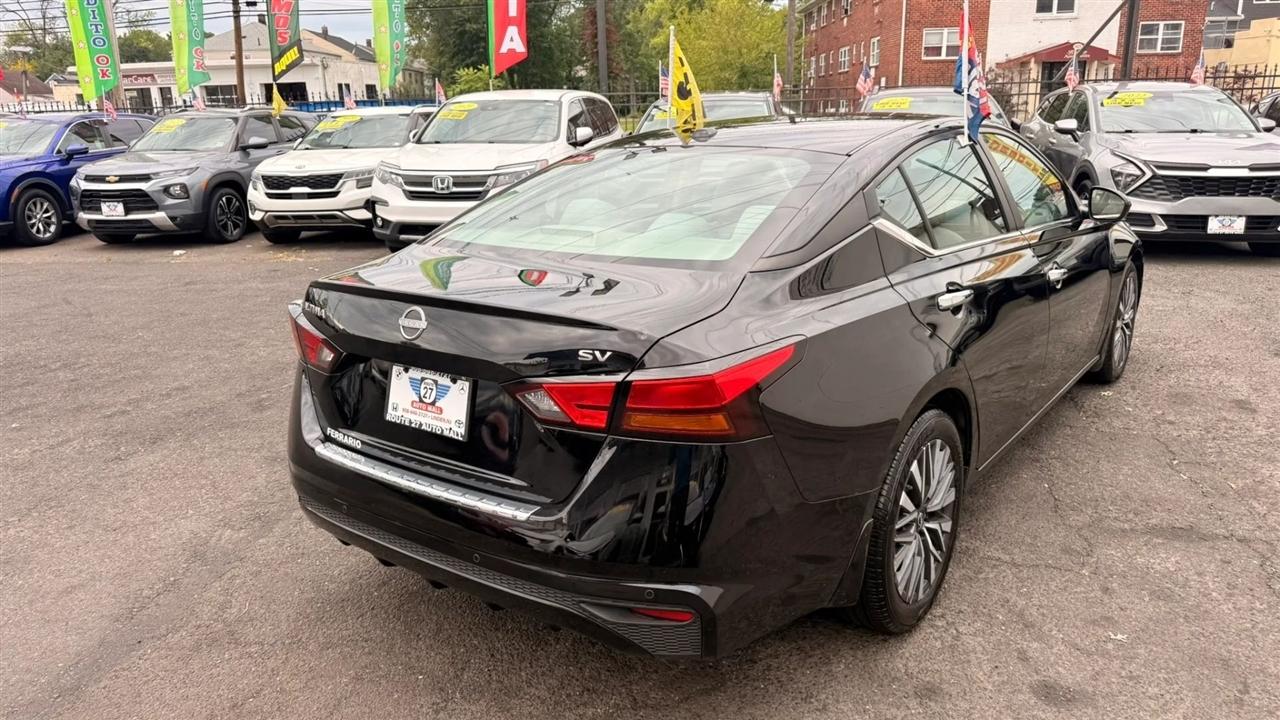 Nissan Altima 2.5 SV 2023