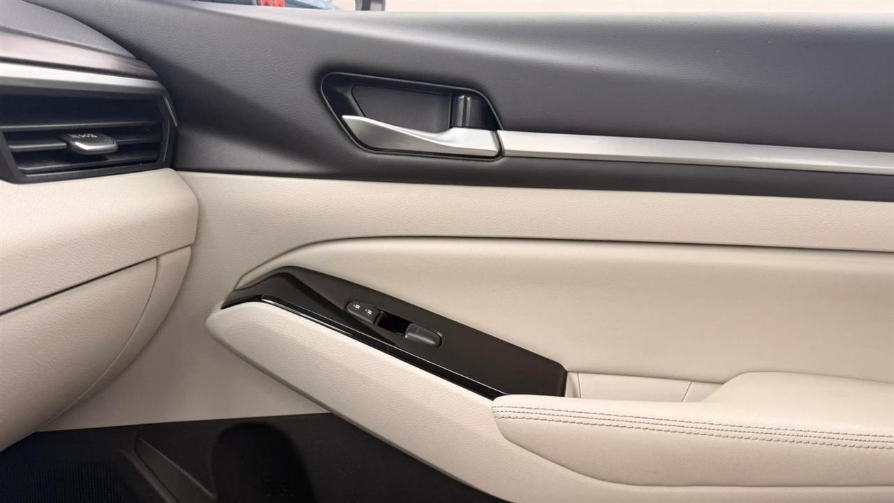 Nissan Altima 2.5 SV 2023