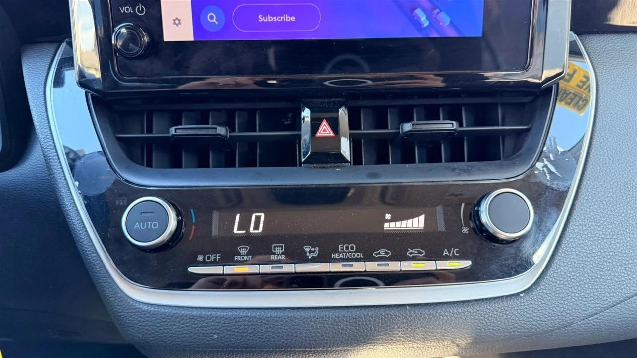 Toyota Corolla LE 2024