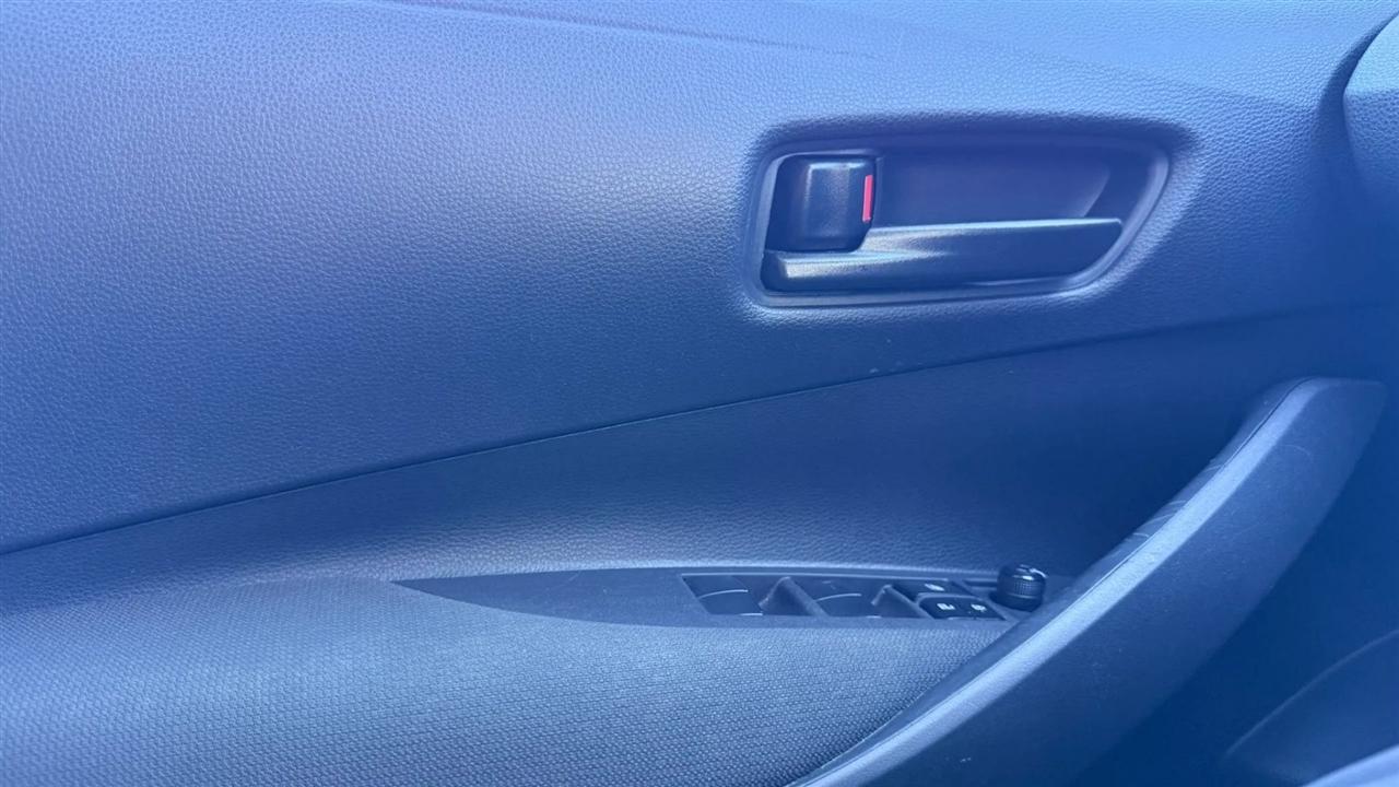 Toyota Corolla LE 2024