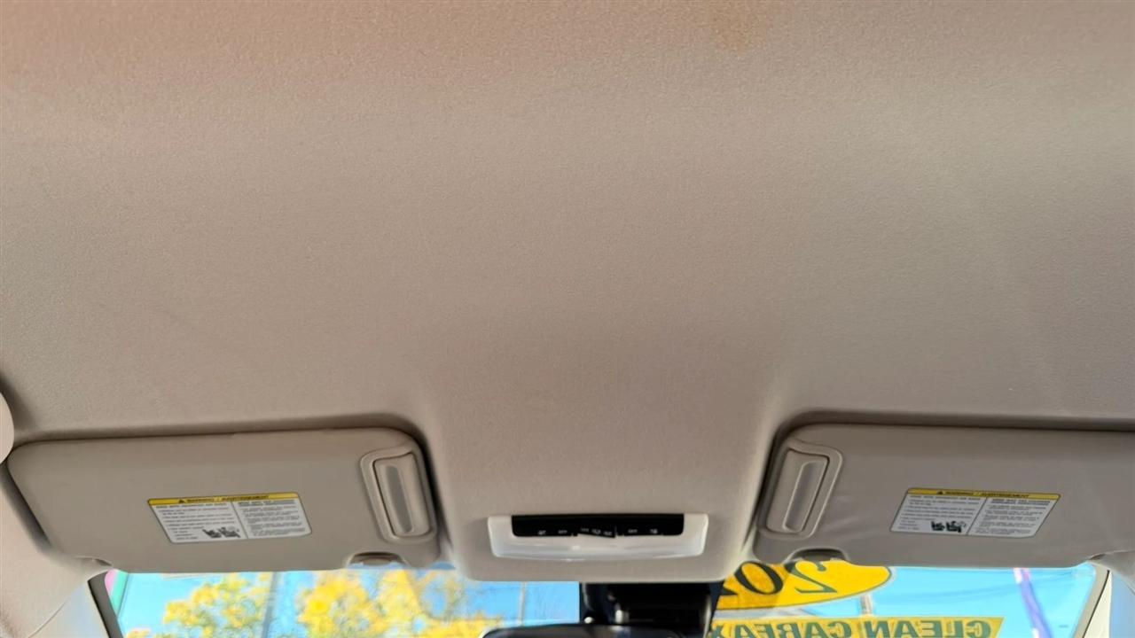 Nissan Versa SV 2025