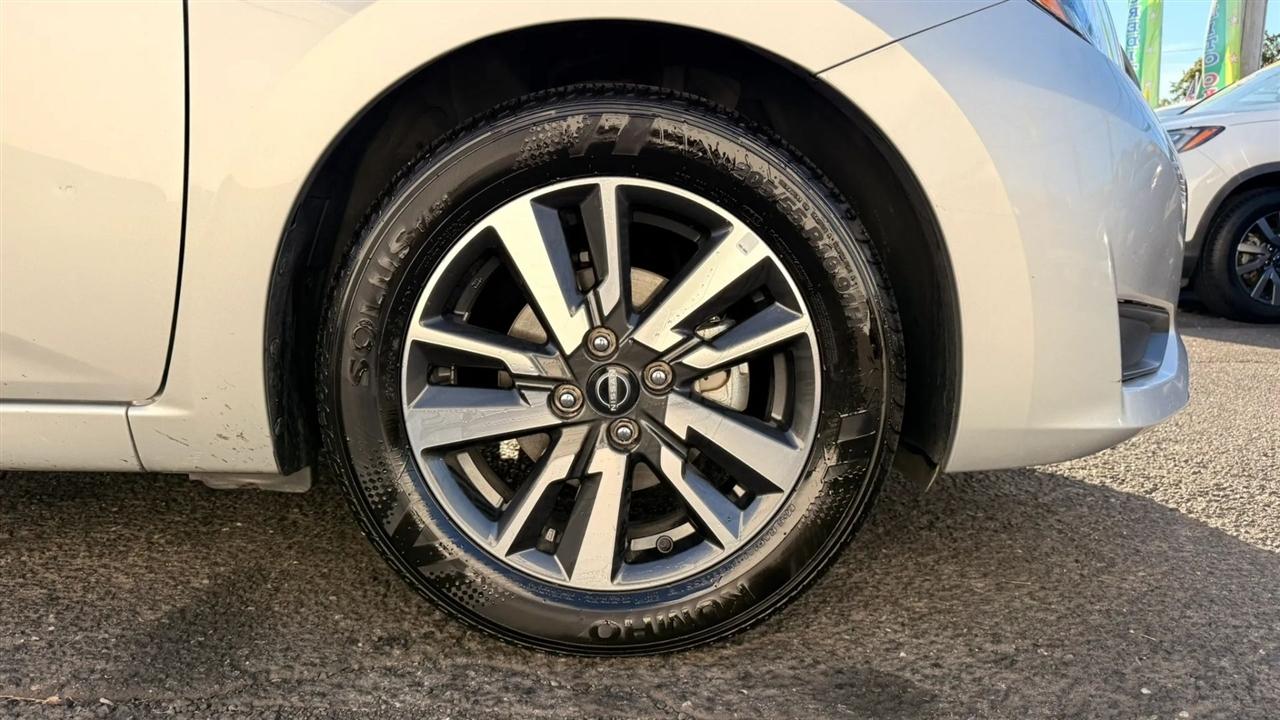 Nissan Versa SV 2025