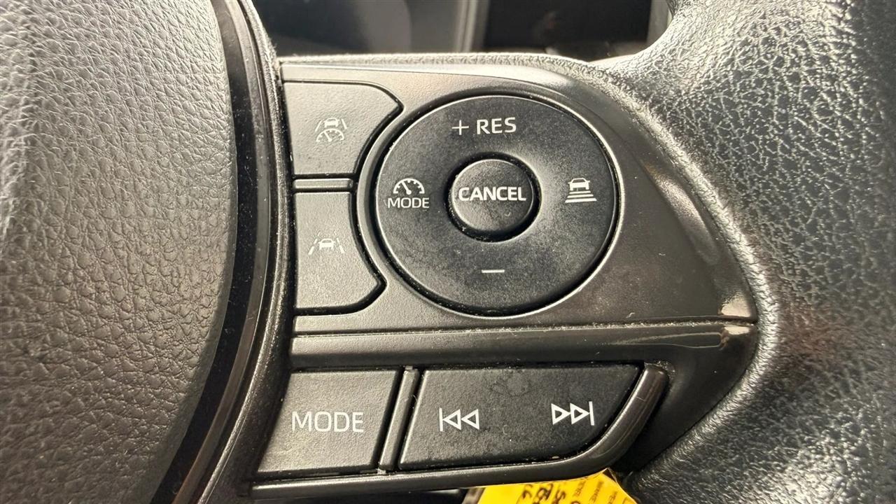 Toyota Corolla LE 2024
