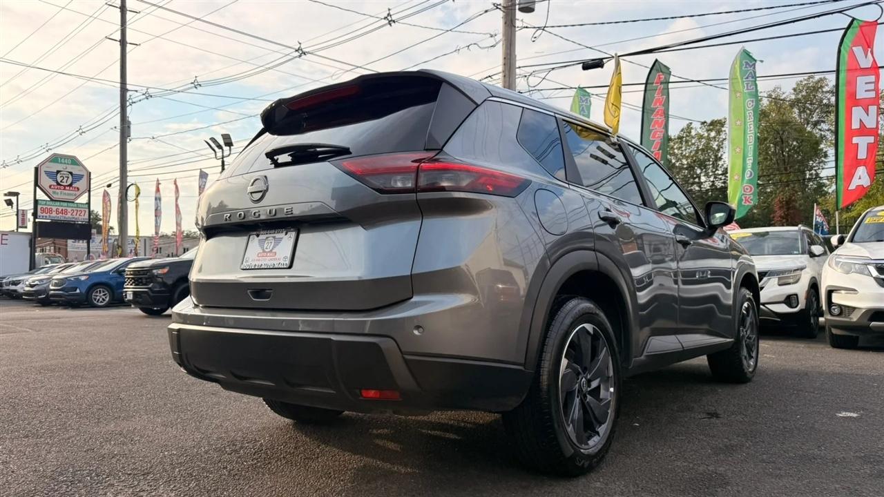 Nissan Rogue SV 2025