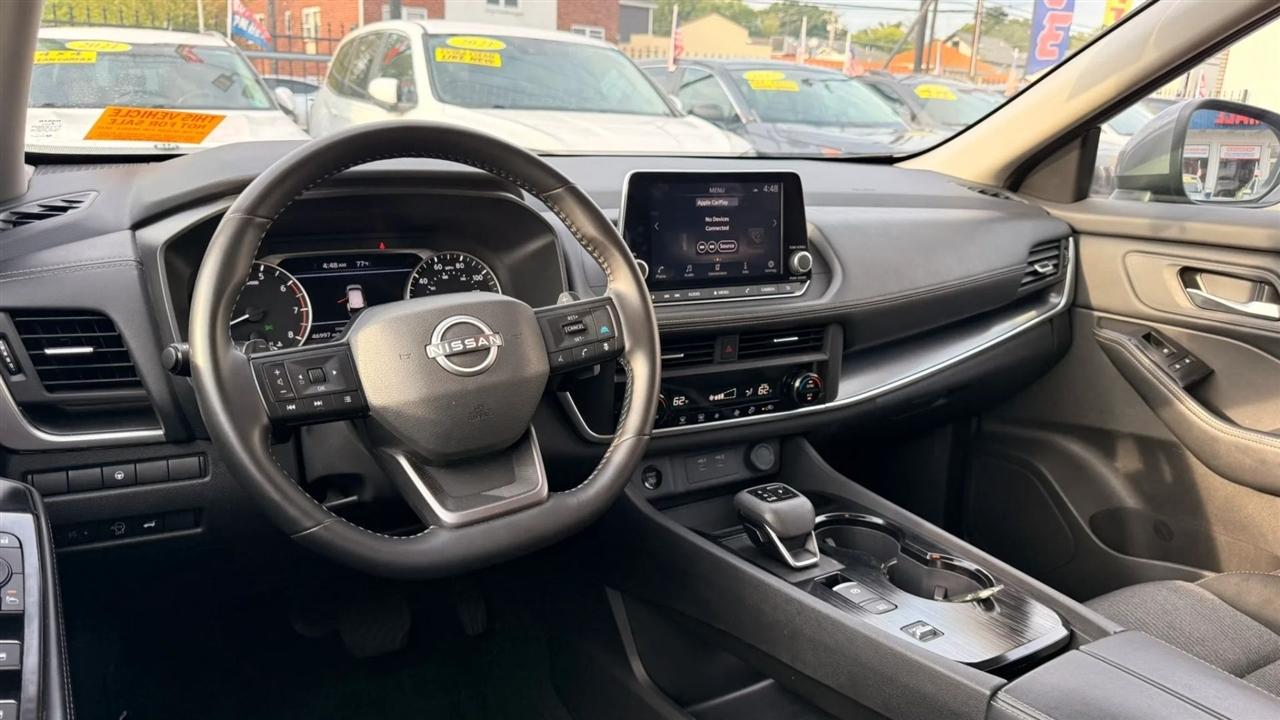 Nissan Rogue SV 2025