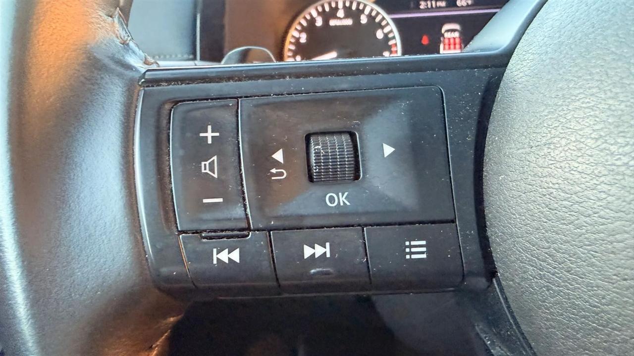 Nissan Pathfinder SV 4WD 2025