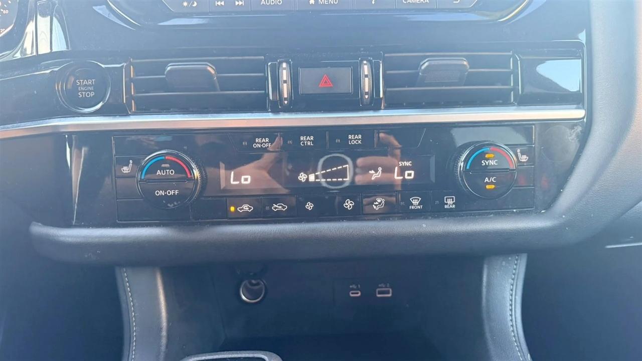 Nissan Pathfinder SV 4WD 2025