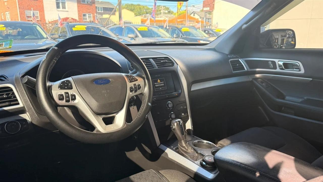 Ford Explorer XLT 4WD 2014