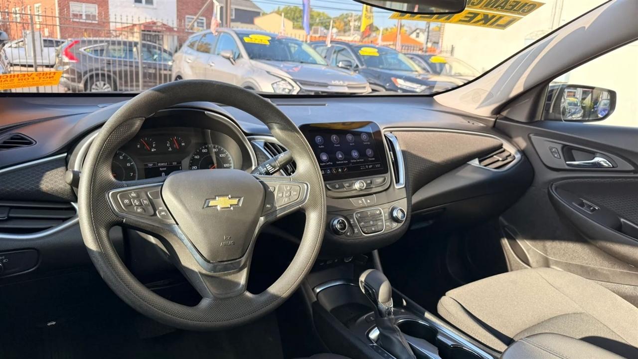 Chevrolet Malibu 1LT 2024