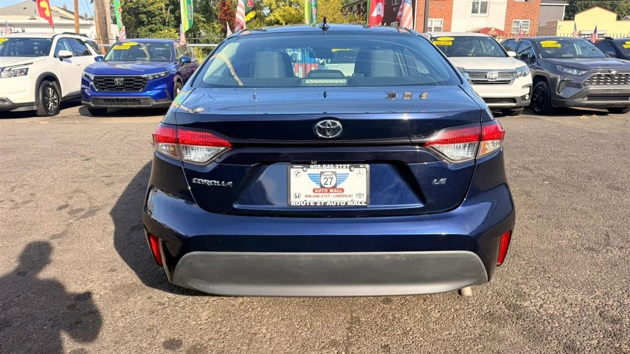 Toyota Corolla LE 2024