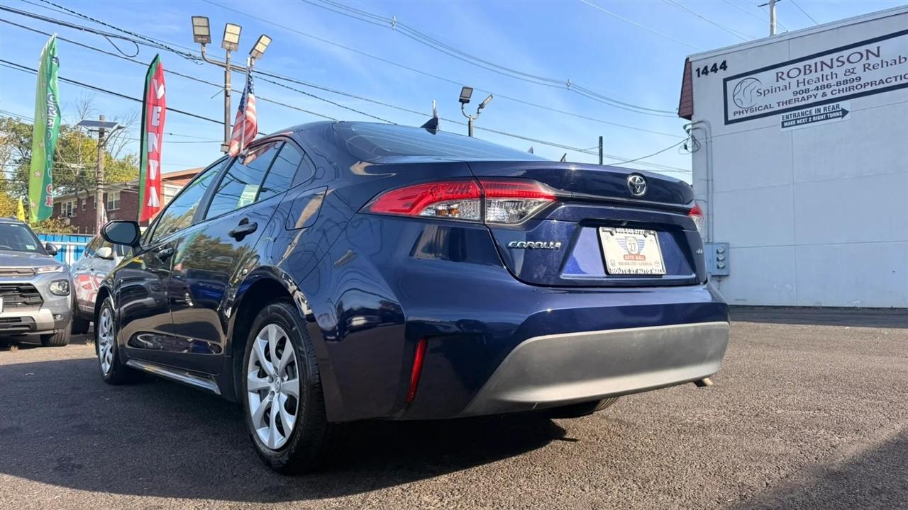Toyota Corolla LE 2024