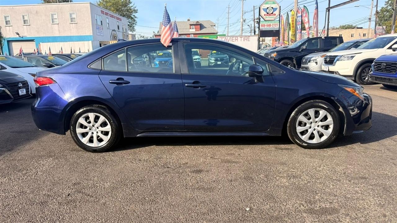 Toyota Corolla LE 2024