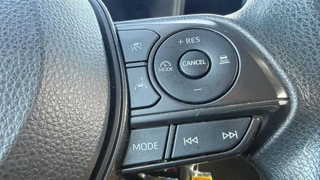 Toyota Corolla LE 2024
