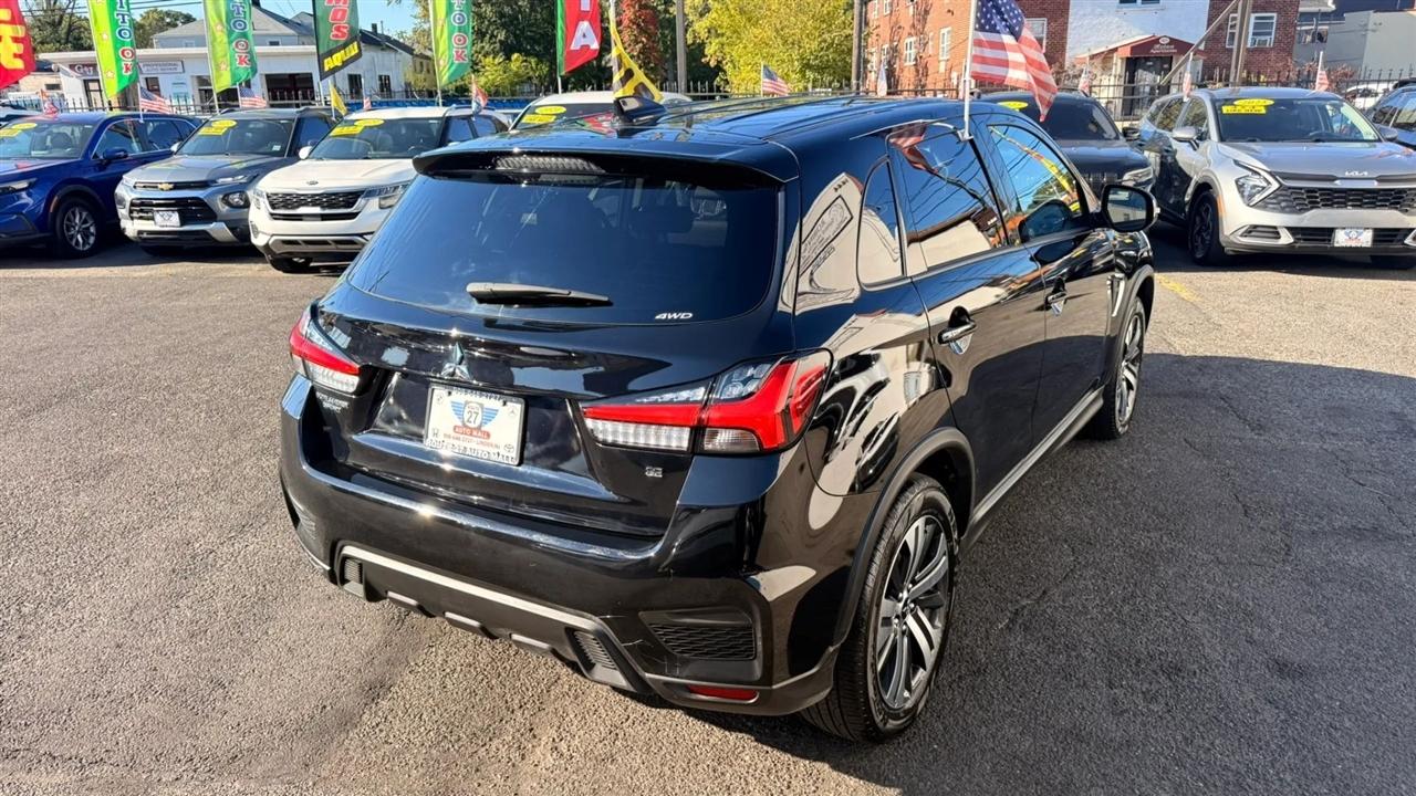 Mitsubishi Outlander Sport 2.0 ES 4WD 2026