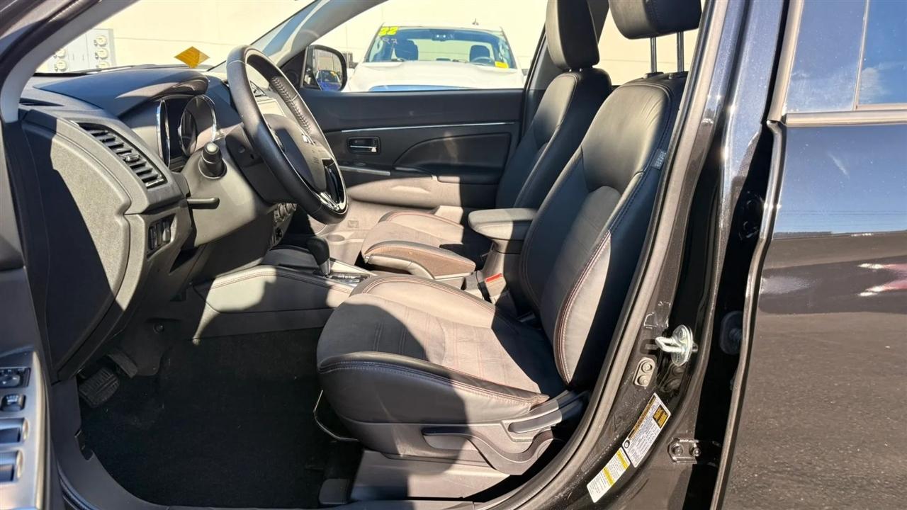 Mitsubishi Outlander Sport 2.0 ES 4WD 2026