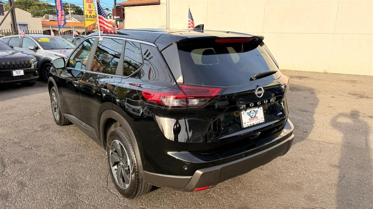Nissan Rogue SV AWD 2025