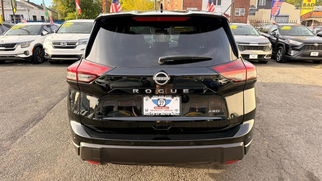Nissan Rogue SV AWD 2025