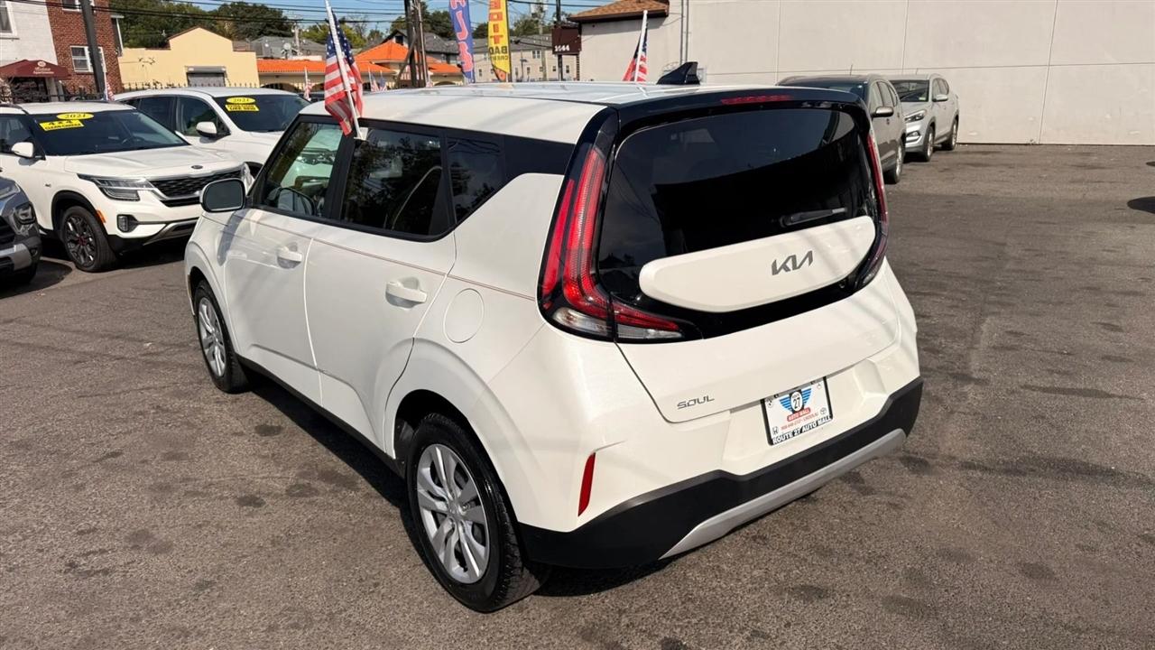 Kia Soul LX 2025