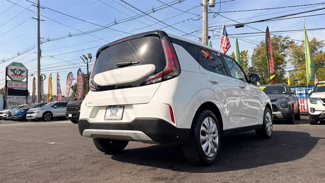 Kia Soul LX 2025