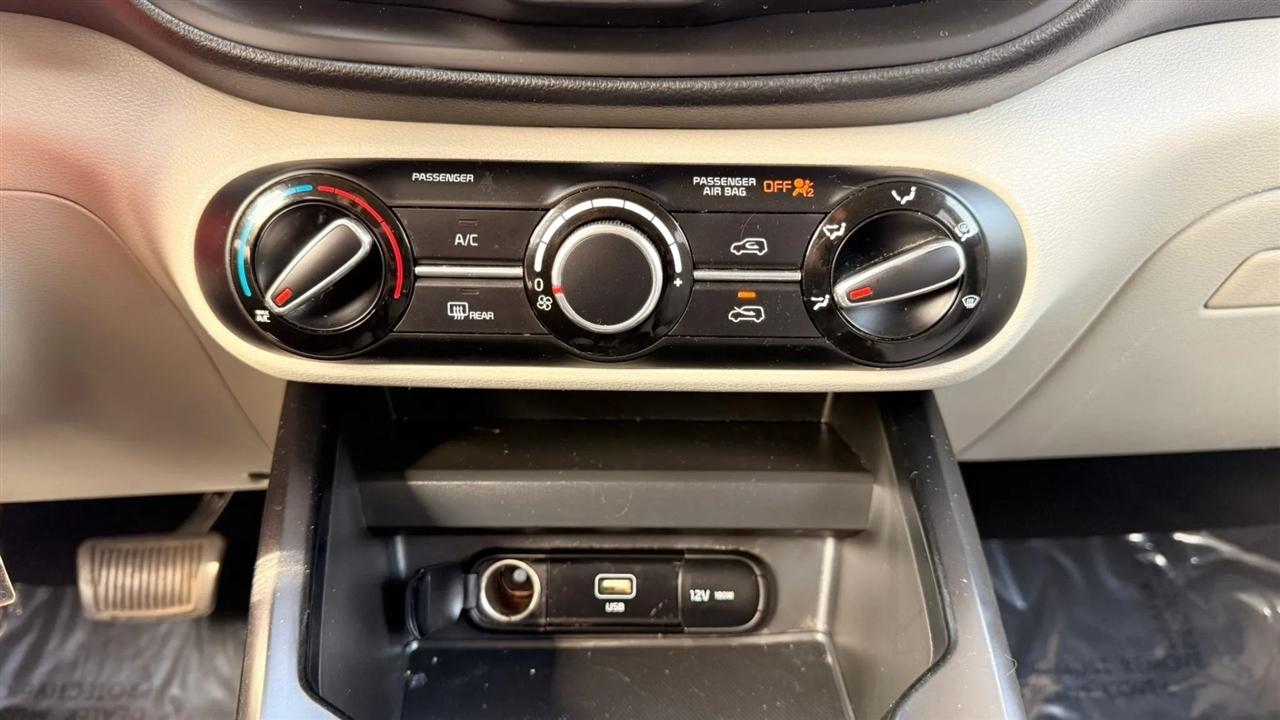 Kia Soul LX 2025