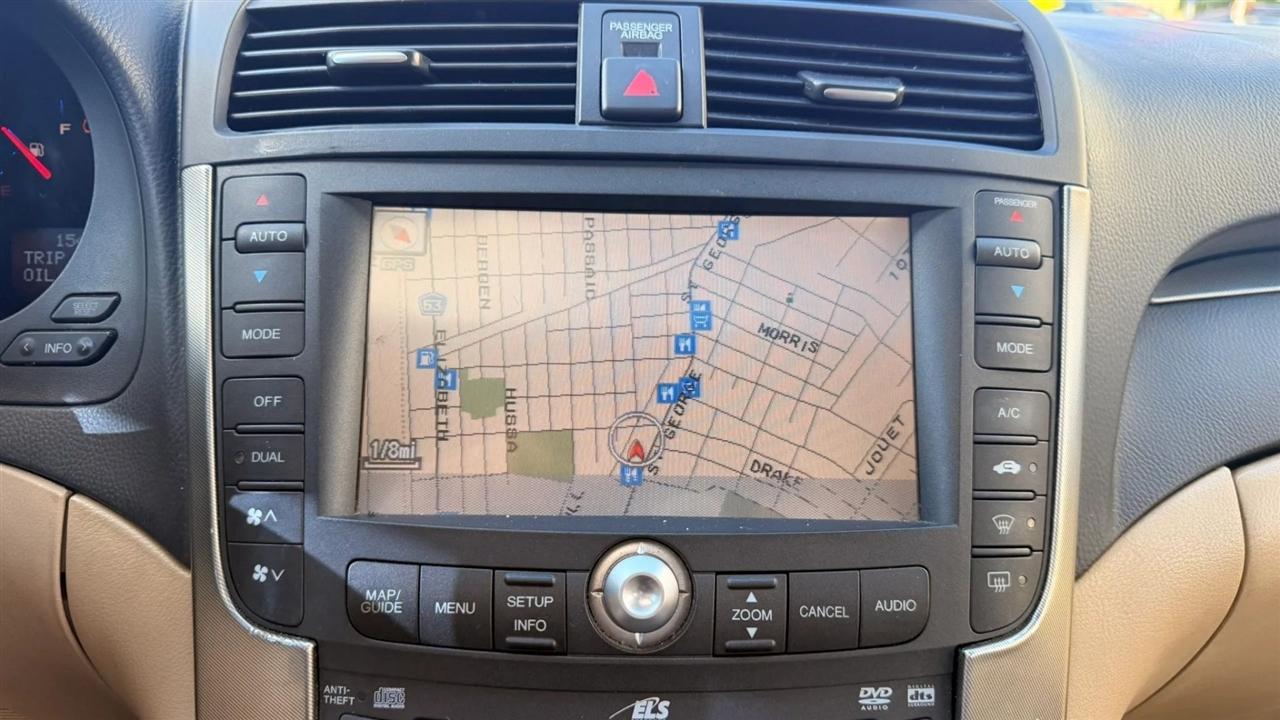 Acura TL 5-Speed AT 2006