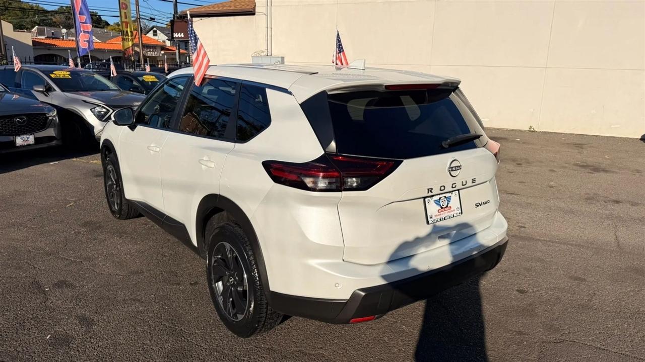 Nissan Rogue SV AWD 2024