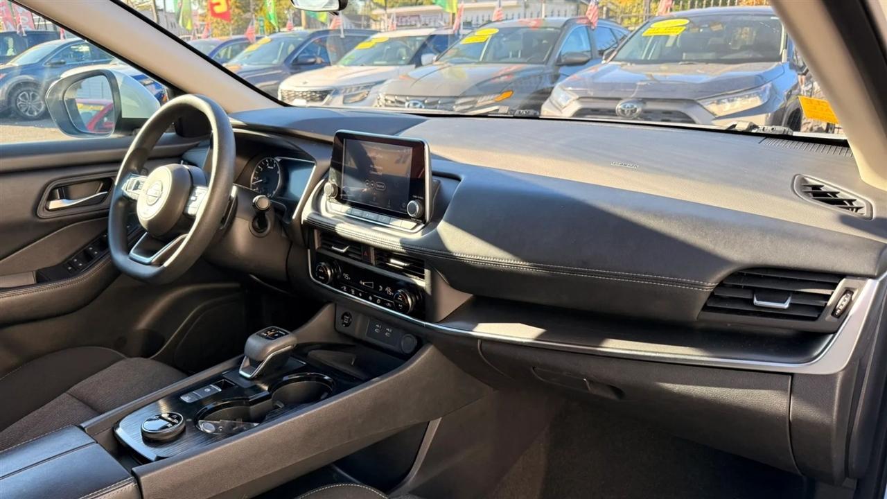 Nissan Rogue SV AWD 2024