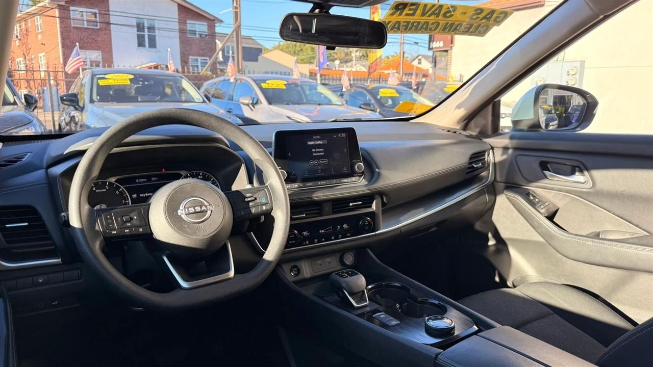 Nissan Rogue SV AWD 2024