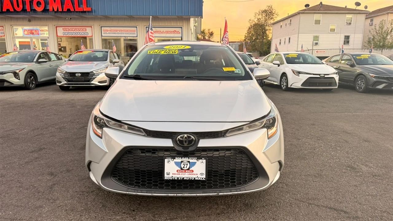 Toyota Corolla LE 2021