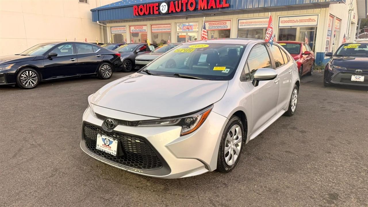 Toyota Corolla LE 2021