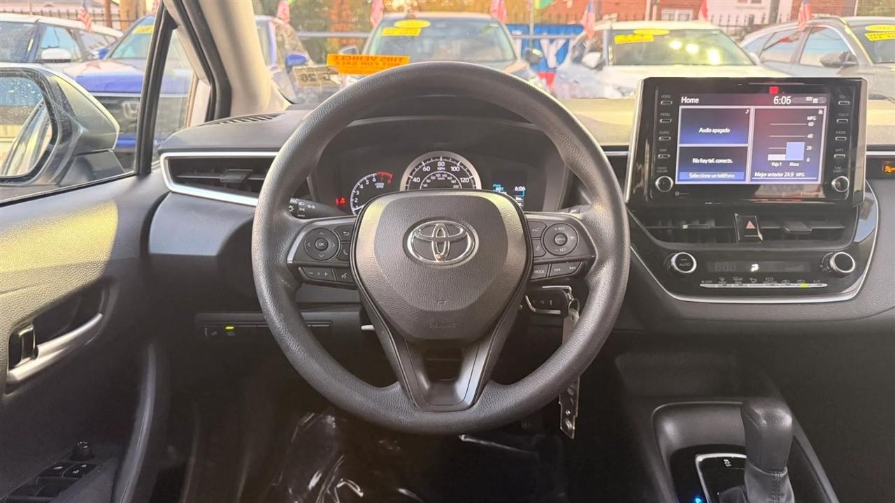 Toyota Corolla LE 2021
