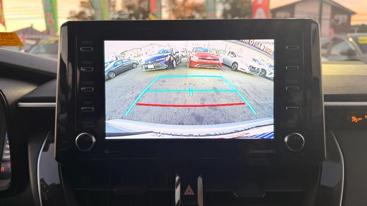 Toyota Corolla LE 2021
