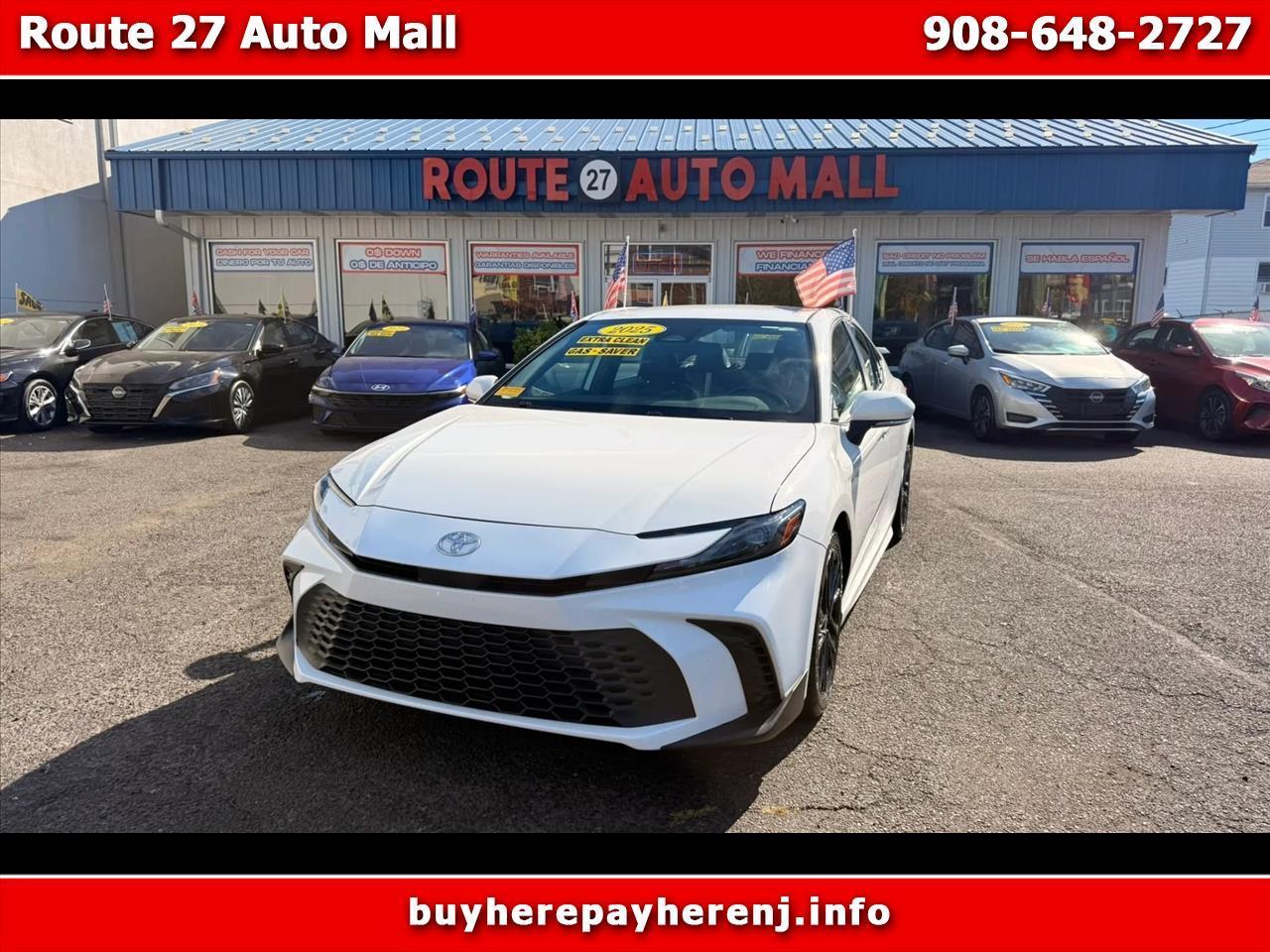 2025 Toyota Camry Hybrid XLE