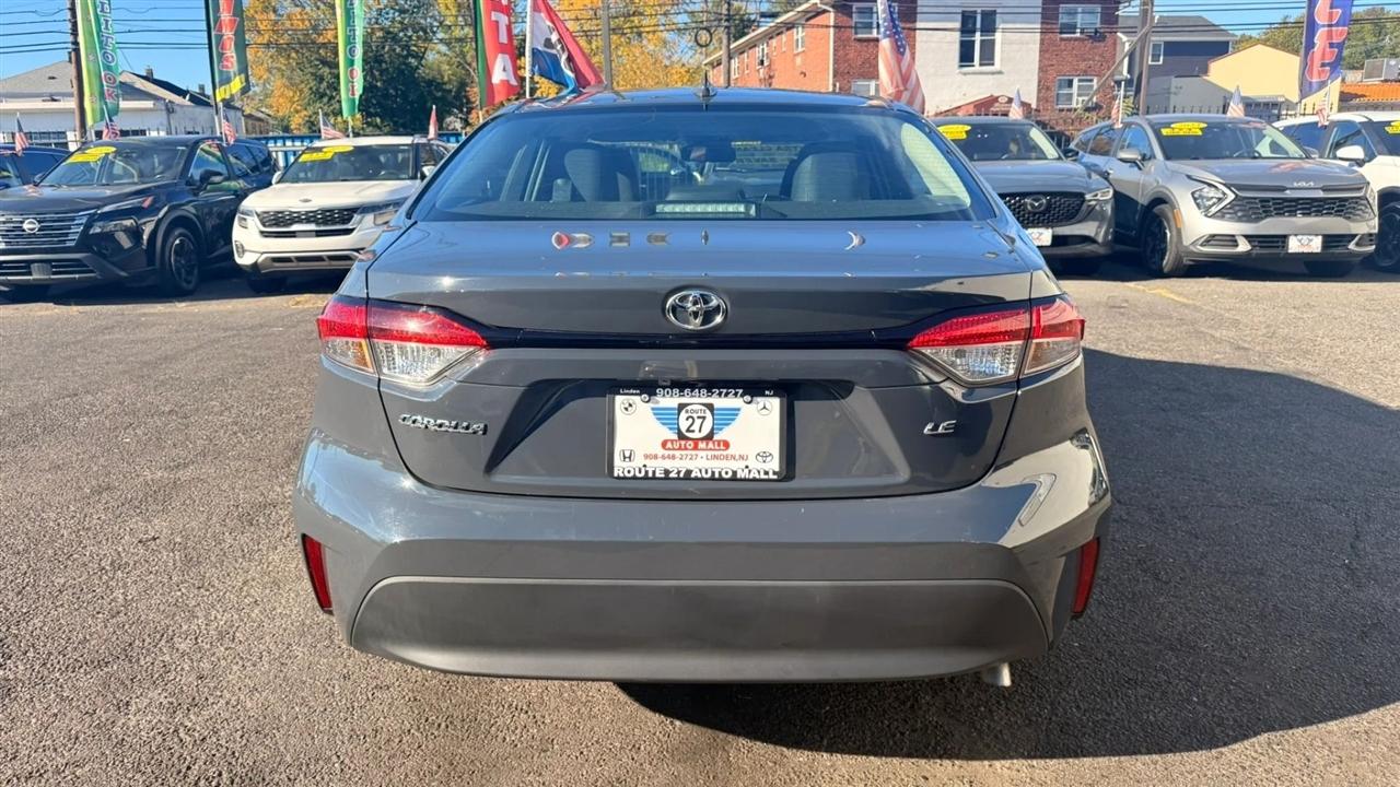 Toyota Corolla LE 2025