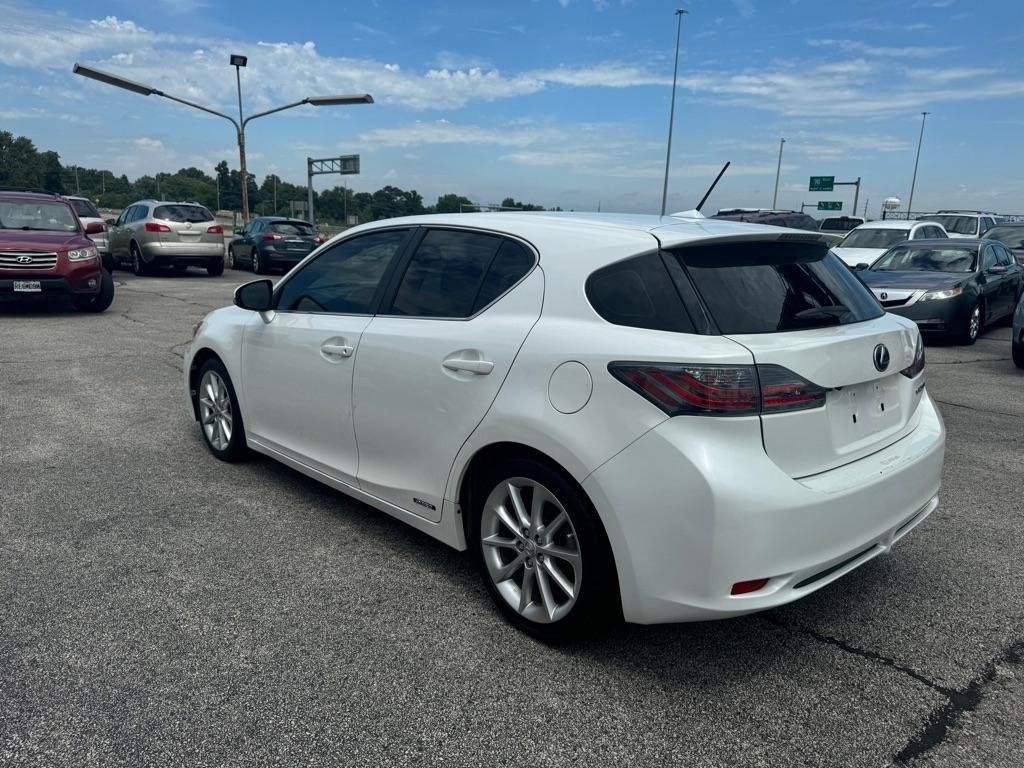 Lexus CT 200h Base 2012