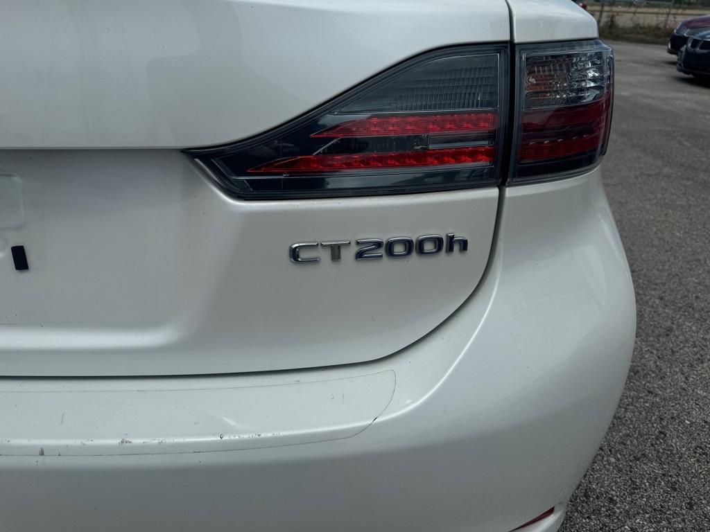 Lexus CT 200h Base 2012