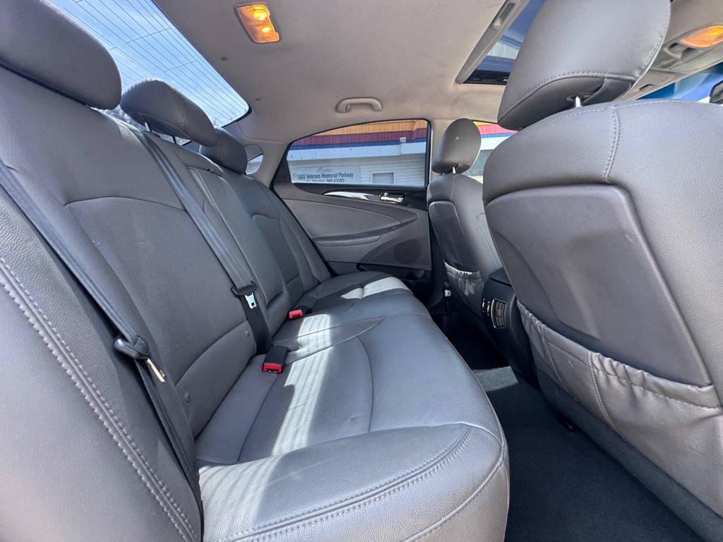 Hyundai Sonata SE Auto 2011 Hyundai Sonata SE Auto 2011