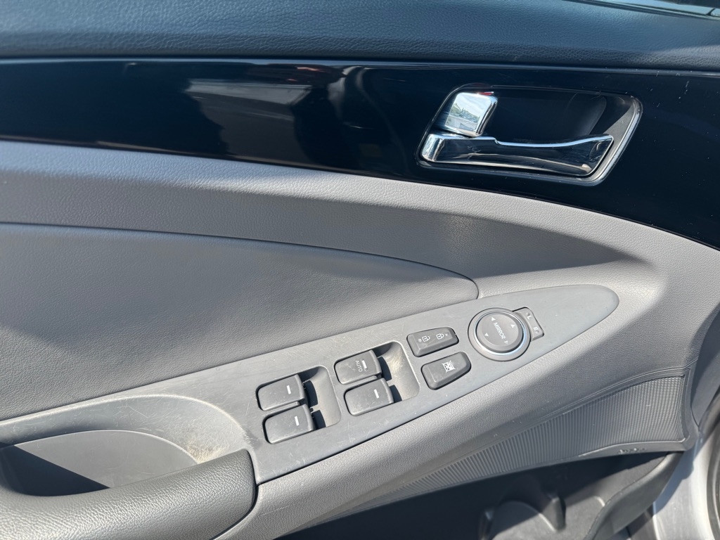 Hyundai Sonata SE Auto 2011 Hyundai Sonata SE Auto 2011