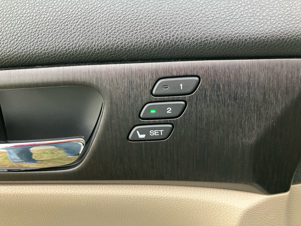 Honda Accord EX-L V6 Sedan AT 2013