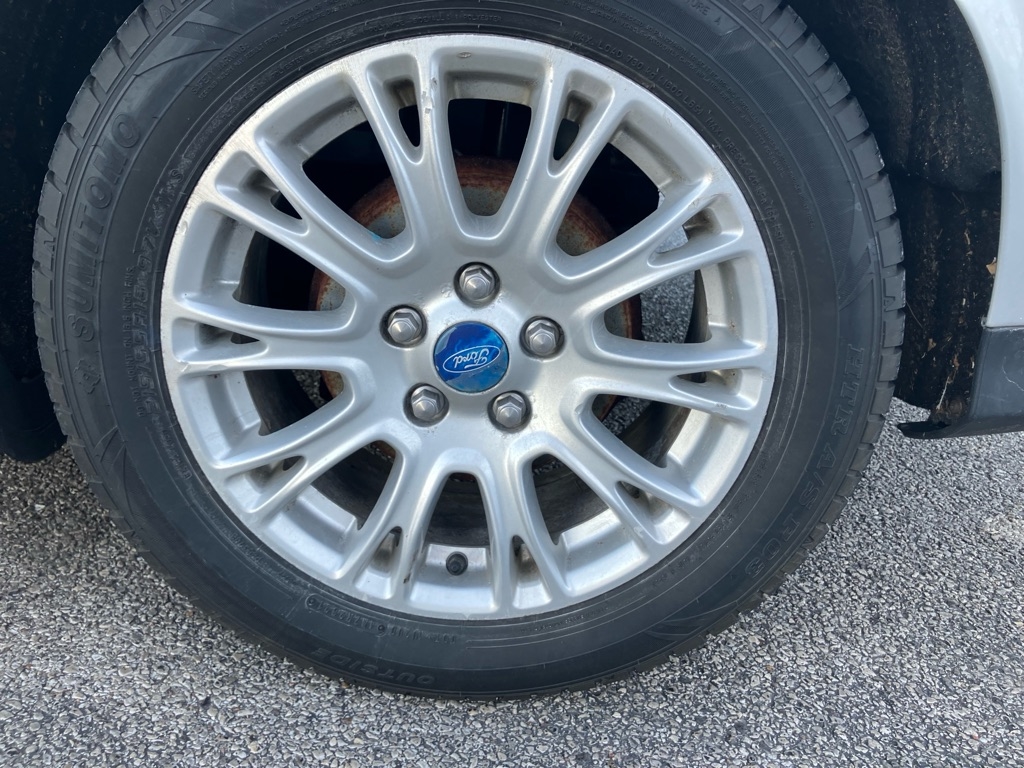 Ford Focus SE Sedan 2012