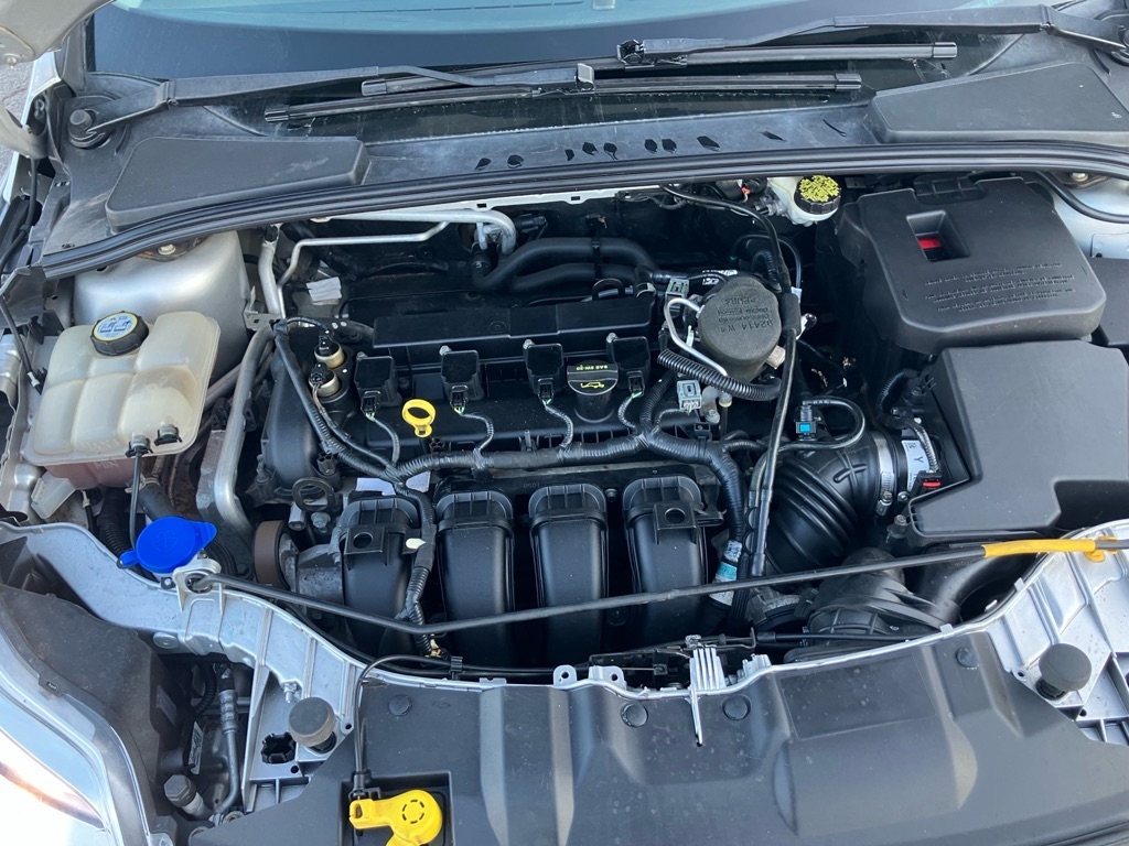 Ford Focus SE Sedan 2012