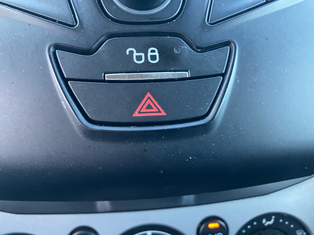 Ford Focus SE Sedan 2012