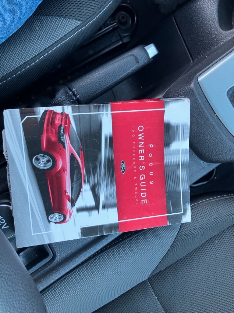 Ford Focus SE Sedan 2012