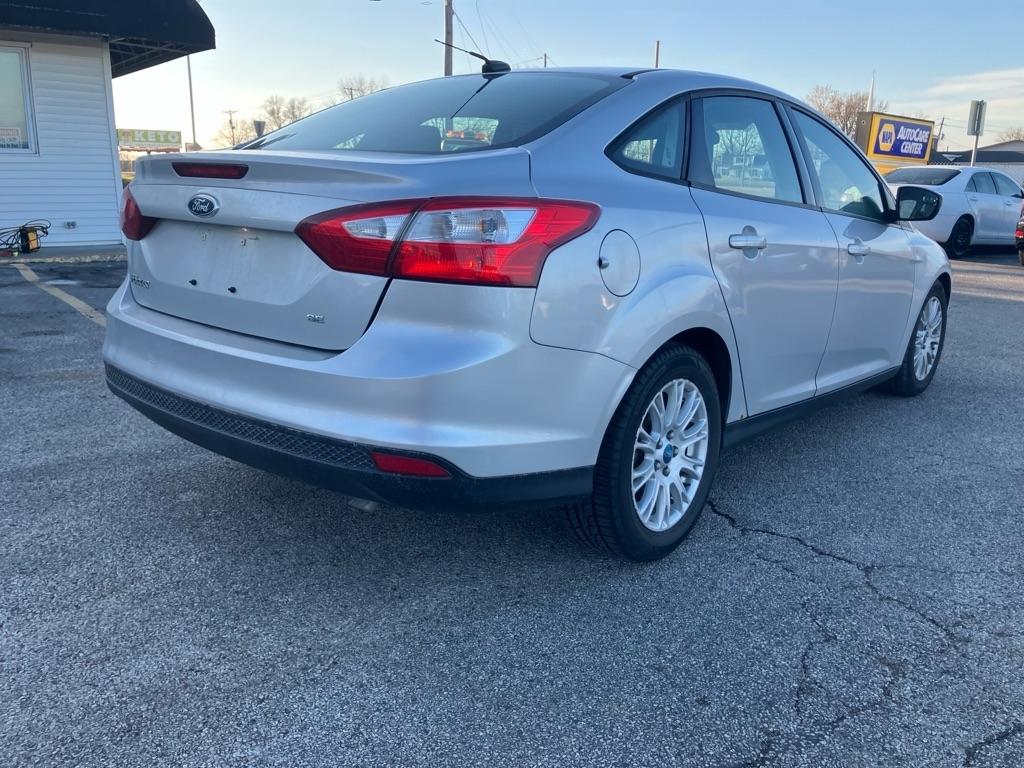 Ford Focus SE Sedan 2012