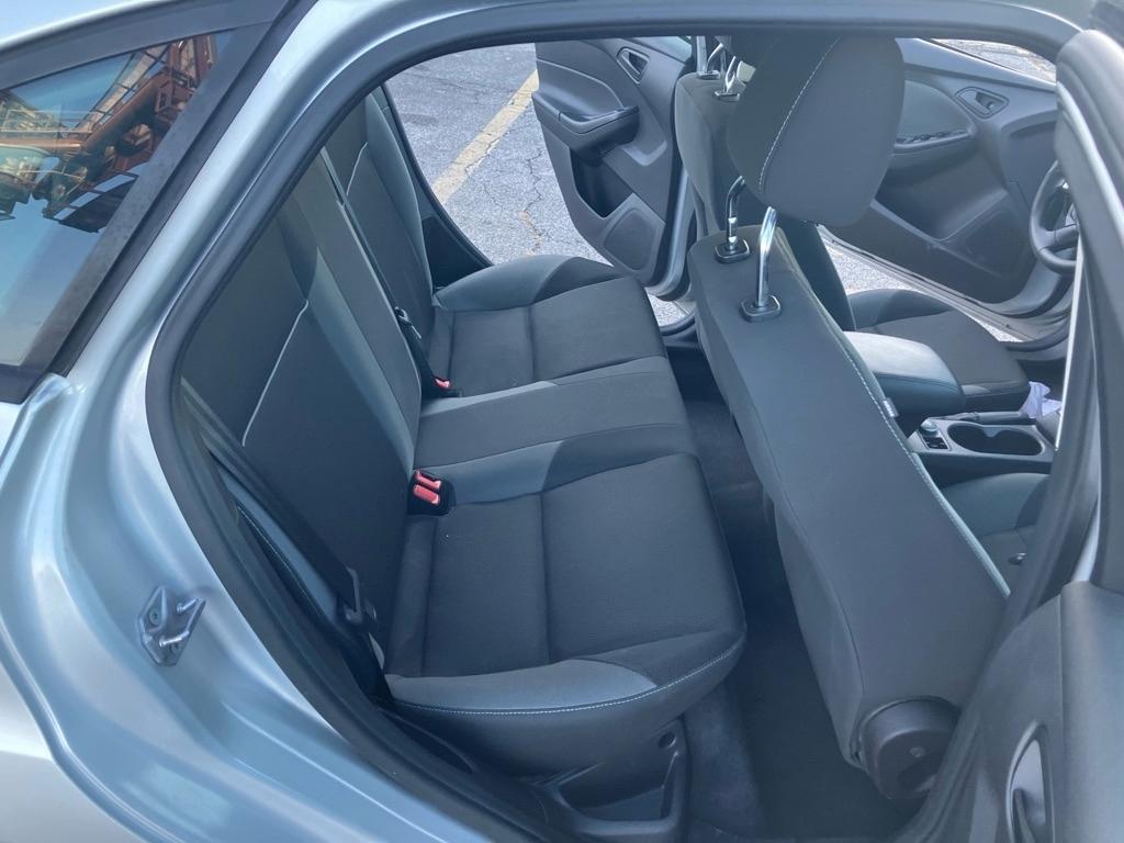 Ford Focus SE Sedan 2012