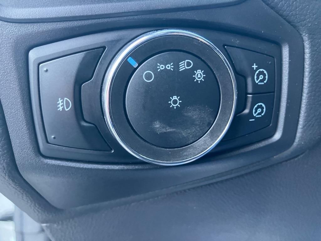 Ford Focus SE Sedan 2012