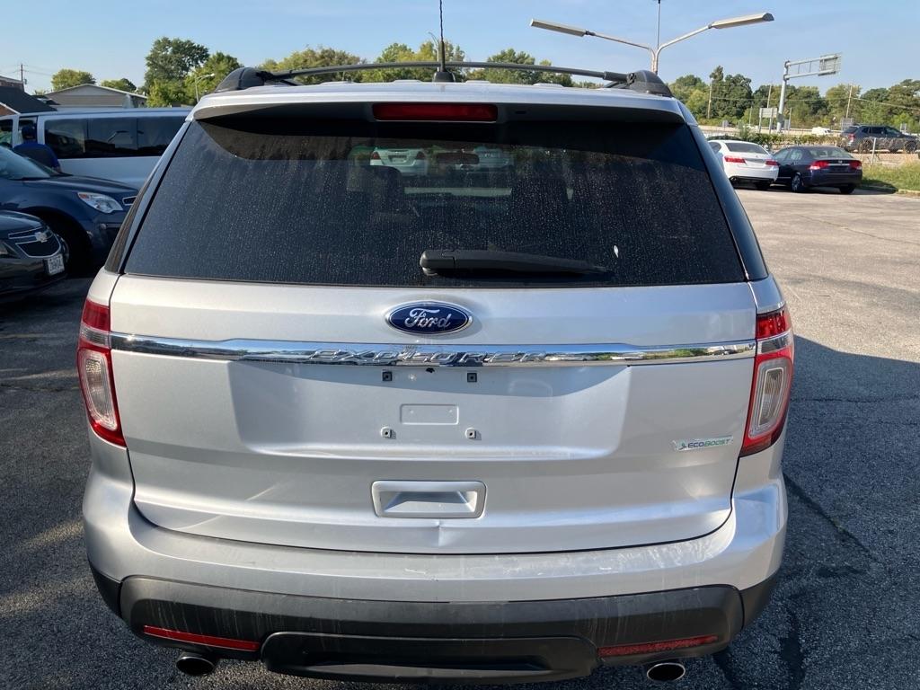 Ford Explorer Base FWD 2014