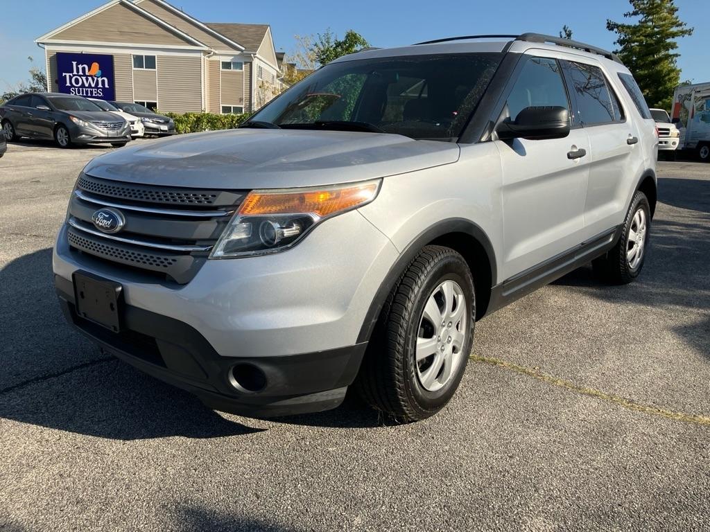 Ford Explorer Base FWD 2014