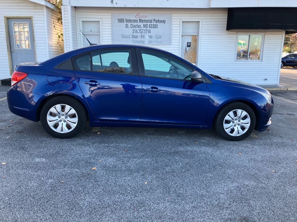 2013 Chevrolet Cruze LS Auto